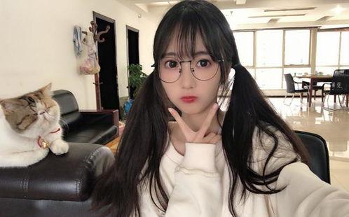 李依依名媛吃瓜视频,揭秘娱乐圈幕后故事