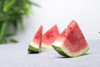 吃脆瓜梦见,揭秘瓜果之梦的神秘寓意