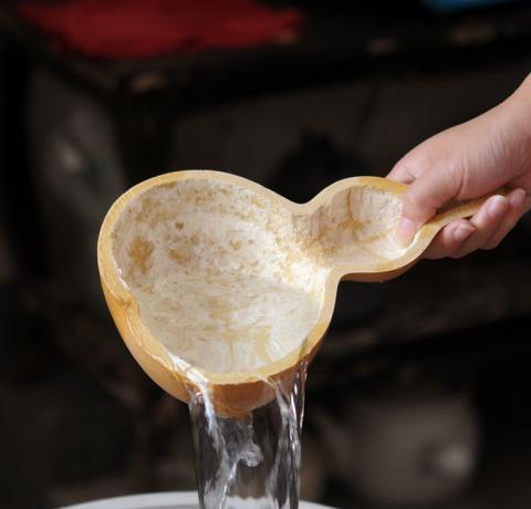 吃蜜瓜后起口疮,揭秘吃蜜瓜后口疮的成因与应对