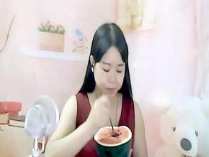 吃瓜直播小伙视频,吃瓜小伙带你领略网络直播的魅力
