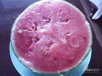 讨论别人吃瓜,吃瓜群众如何成为舆论焦点